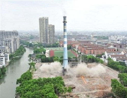 專業(yè)對(duì)比 什邡煙囪人工拆除與蘇州防水堵漏的本地價(jià)格解析